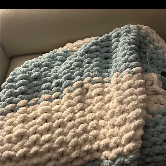 COPY - Chunky knit blanket (chenille yarn) - Throw/Lapghan available in many co… - Picture 16 of 16